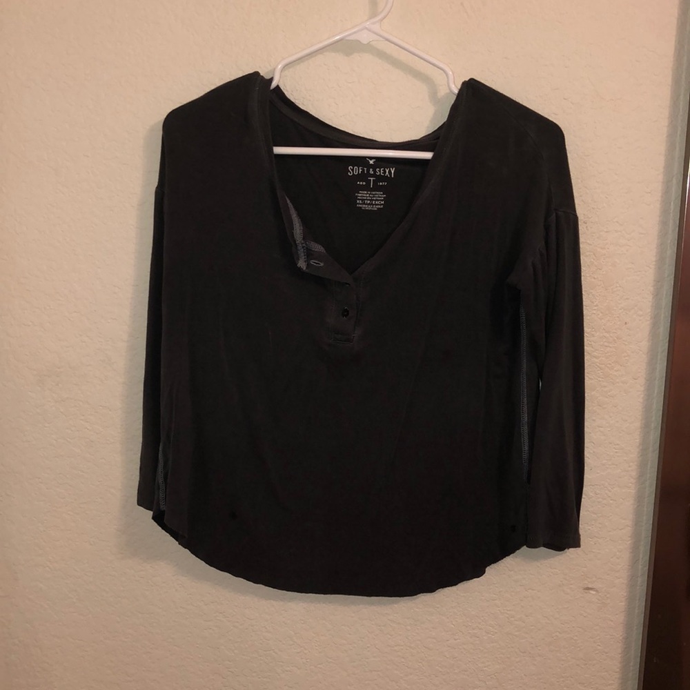 American eagle soft & sexy top charcoal gray